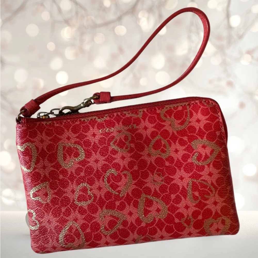 Coach Waverly Red Leather Gold Hearts Wristlet With Dustbag- RARE Y2k